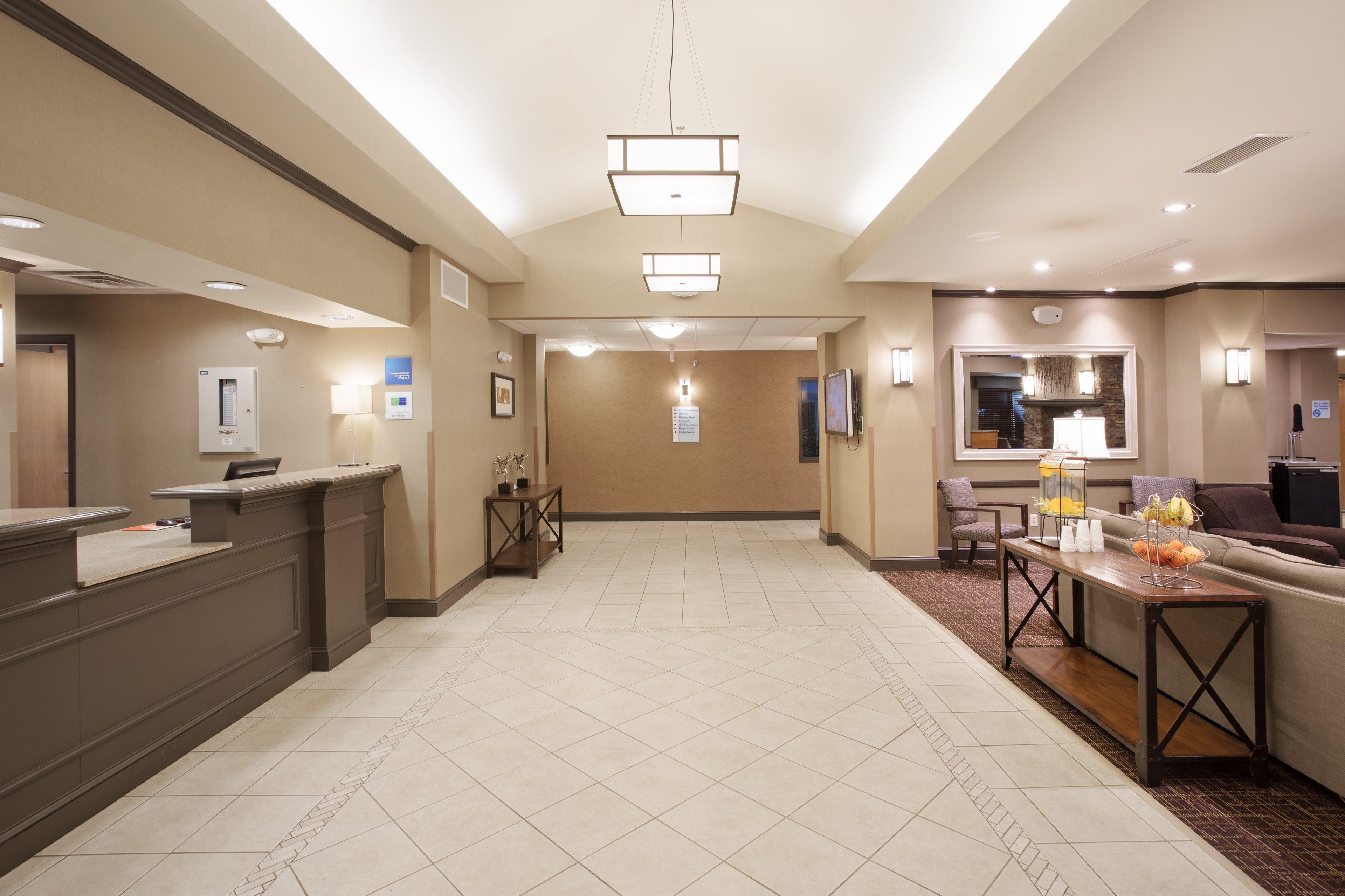 Holiday Inn Express & Suites Yankton By Ihg Luaran gambar