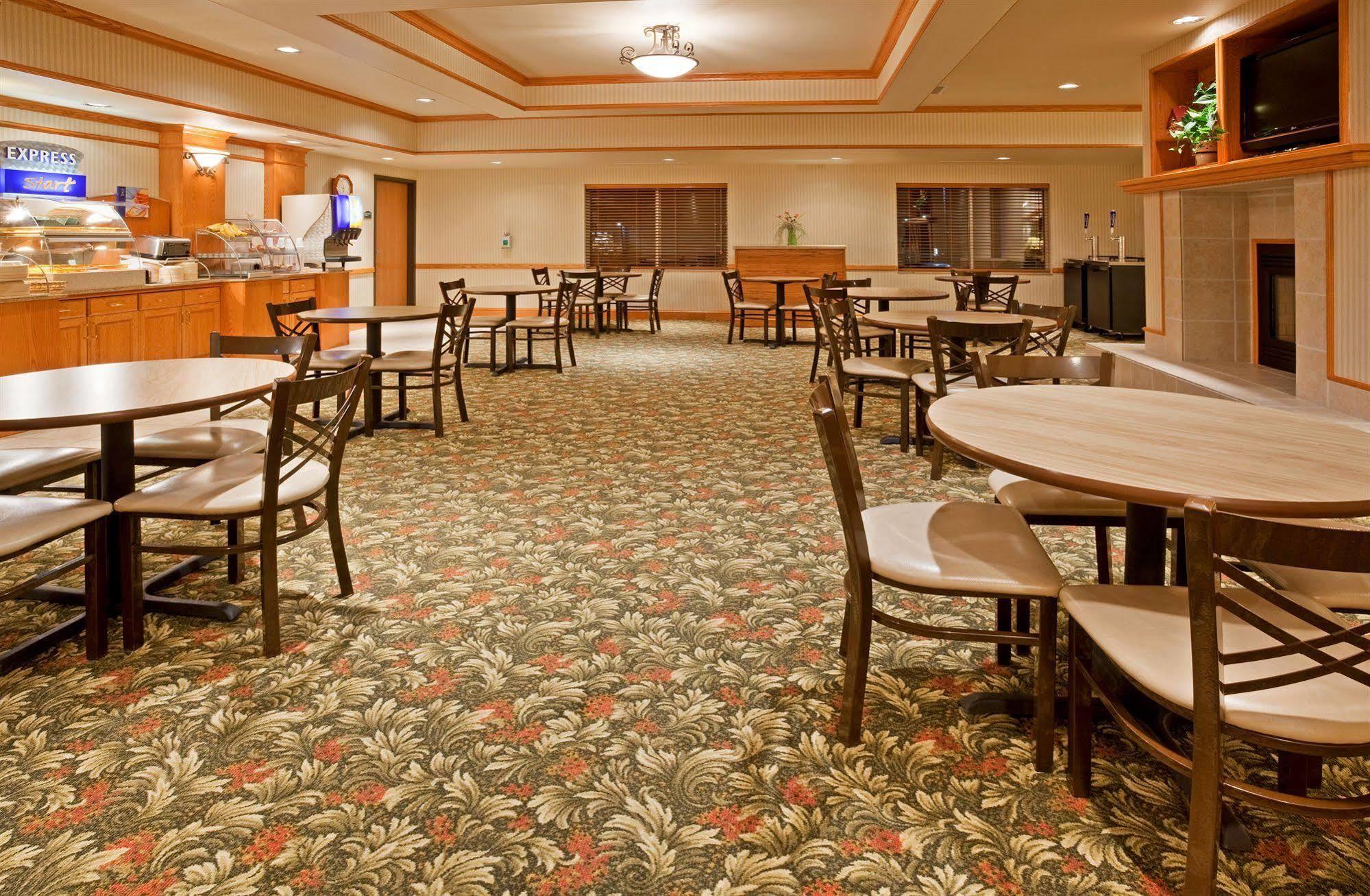 Holiday Inn Express & Suites Yankton By Ihg Luaran gambar